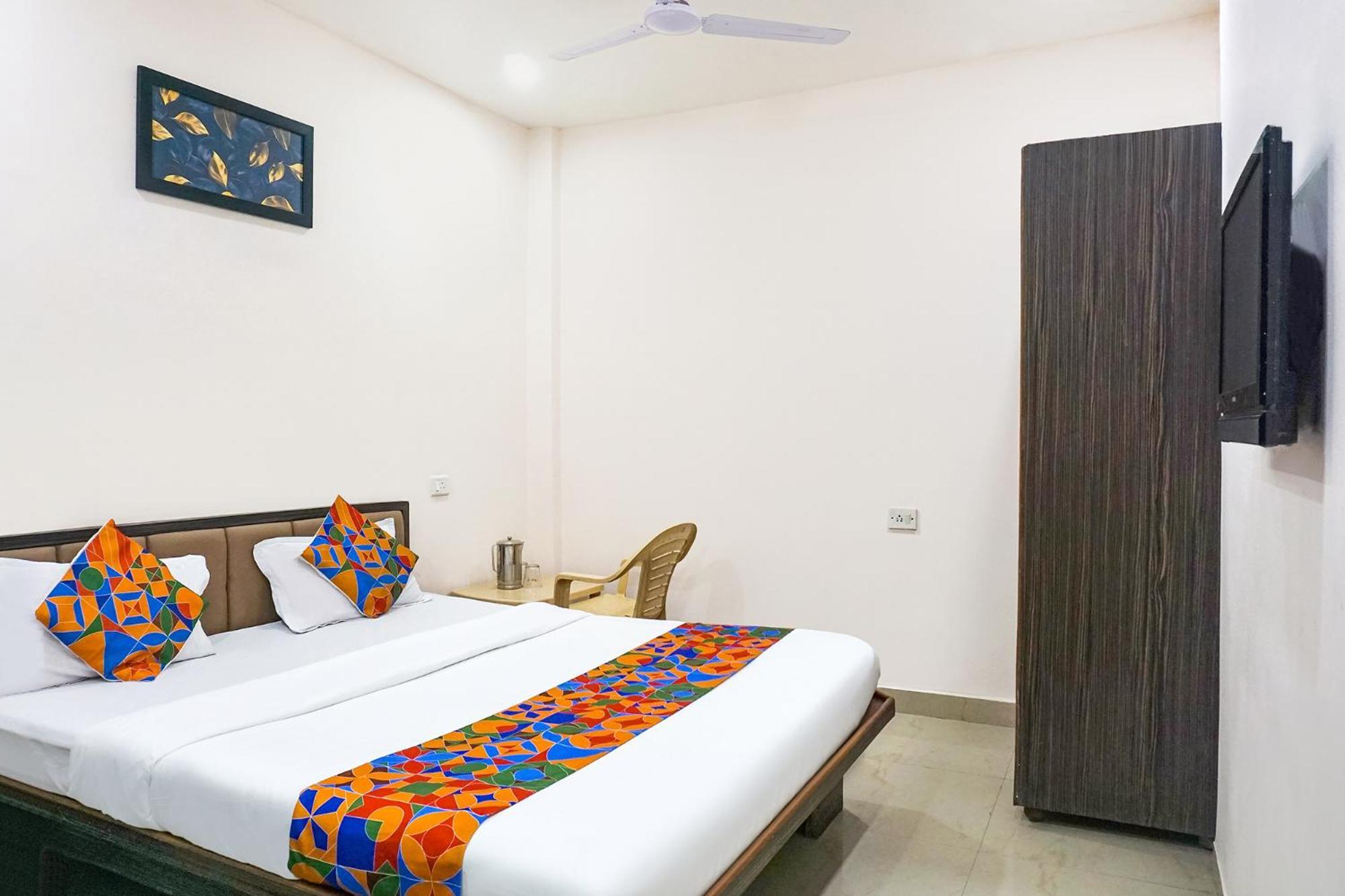 Fabhotel Rachana Residency - Nr Shivaji Nagar Metro Station Pune Extérieur photo