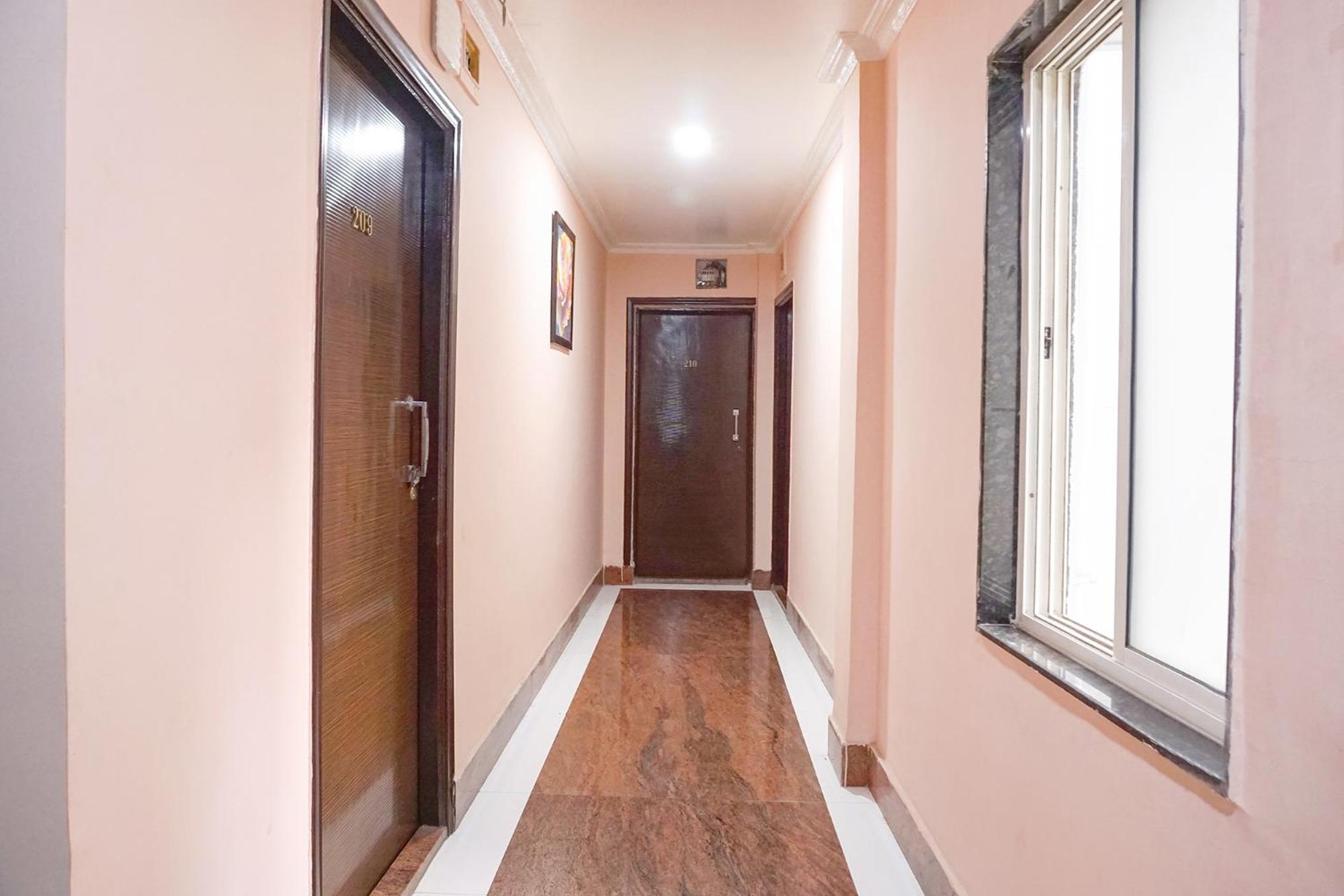 Fabhotel Rachana Residency - Nr Shivaji Nagar Metro Station Pune Extérieur photo