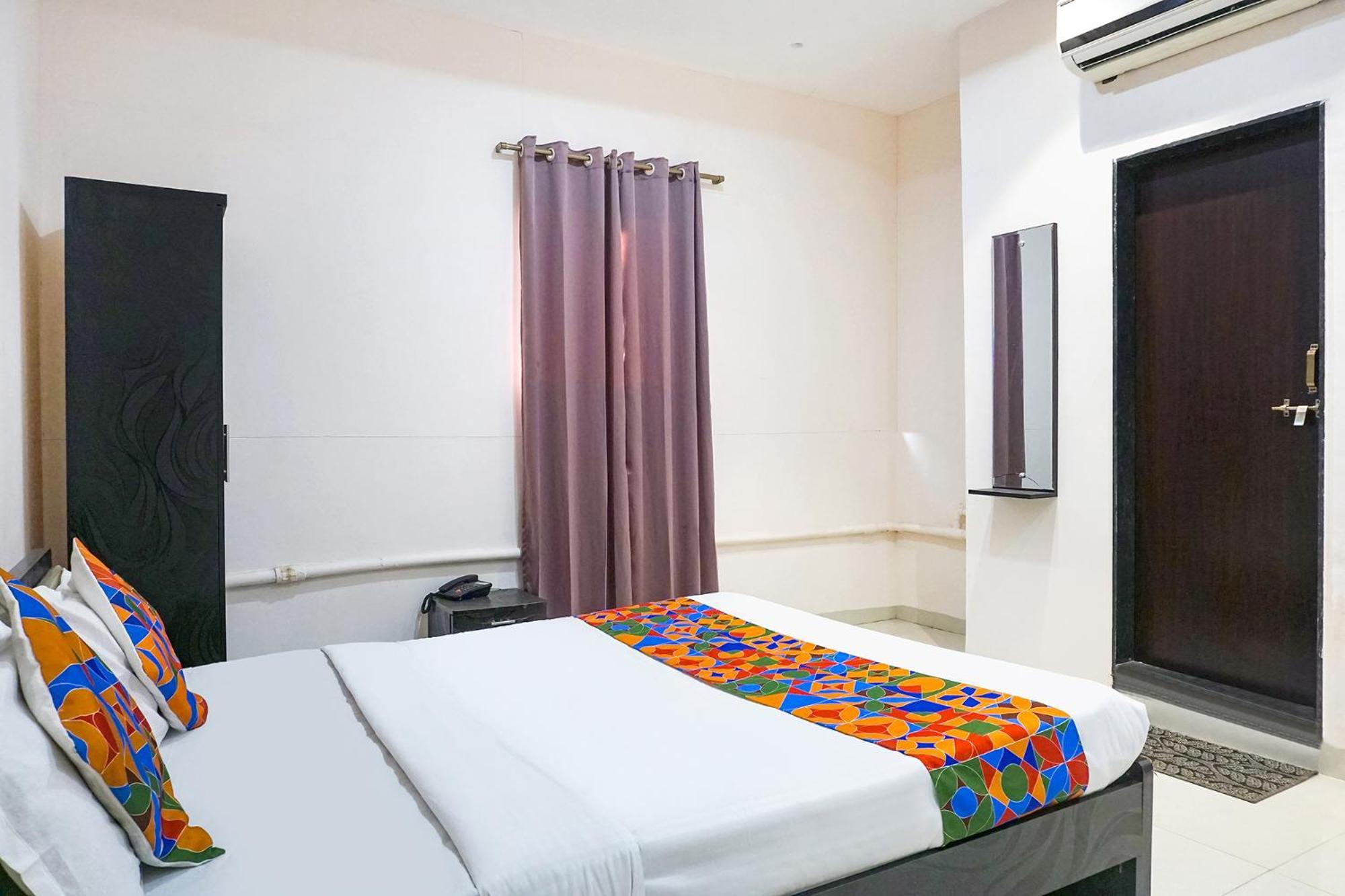 Fabhotel Rachana Residency - Nr Shivaji Nagar Metro Station Pune Extérieur photo