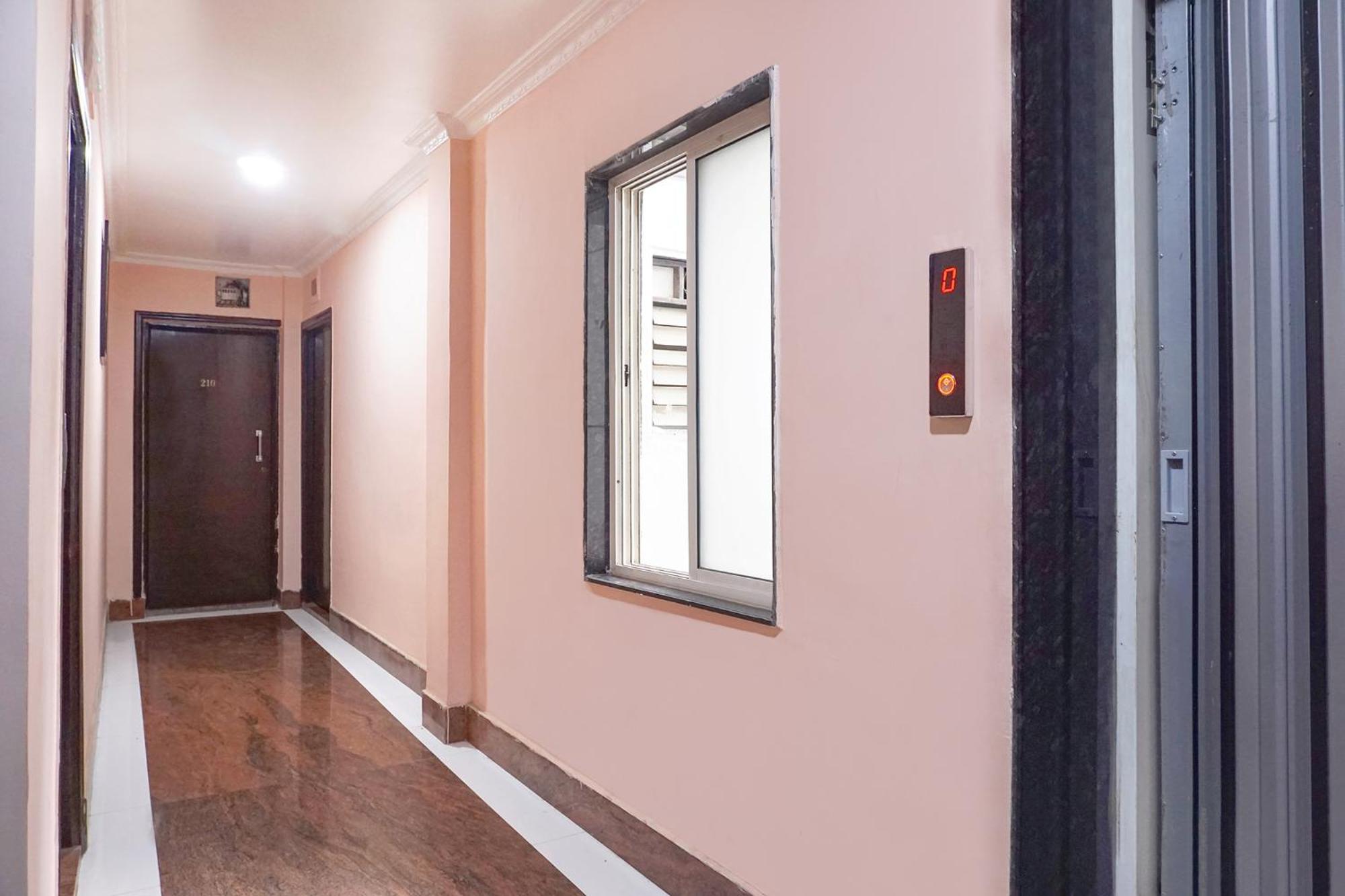 Fabhotel Rachana Residency - Nr Shivaji Nagar Metro Station Pune Extérieur photo