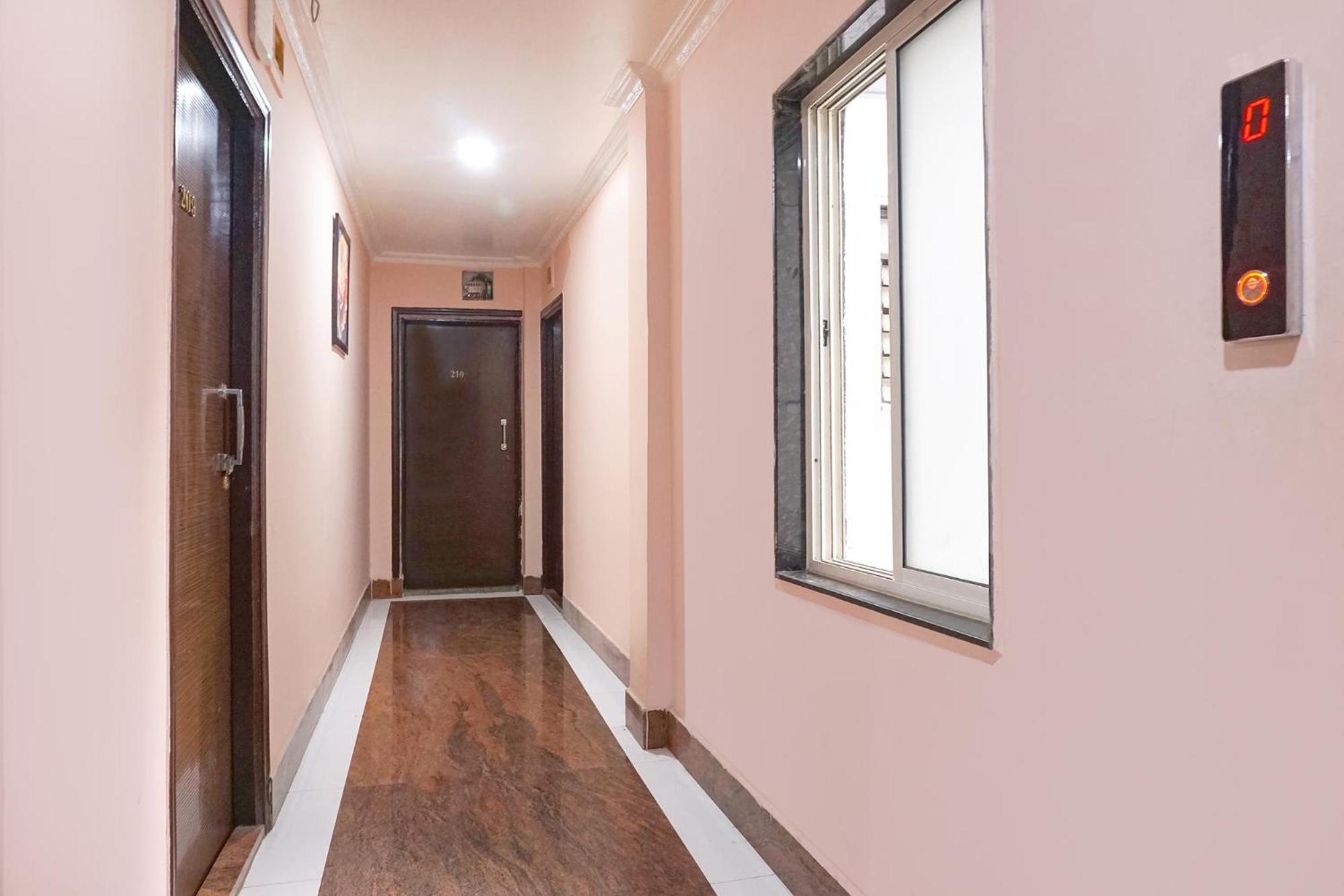 Fabhotel Rachana Residency - Nr Shivaji Nagar Metro Station Pune Extérieur photo