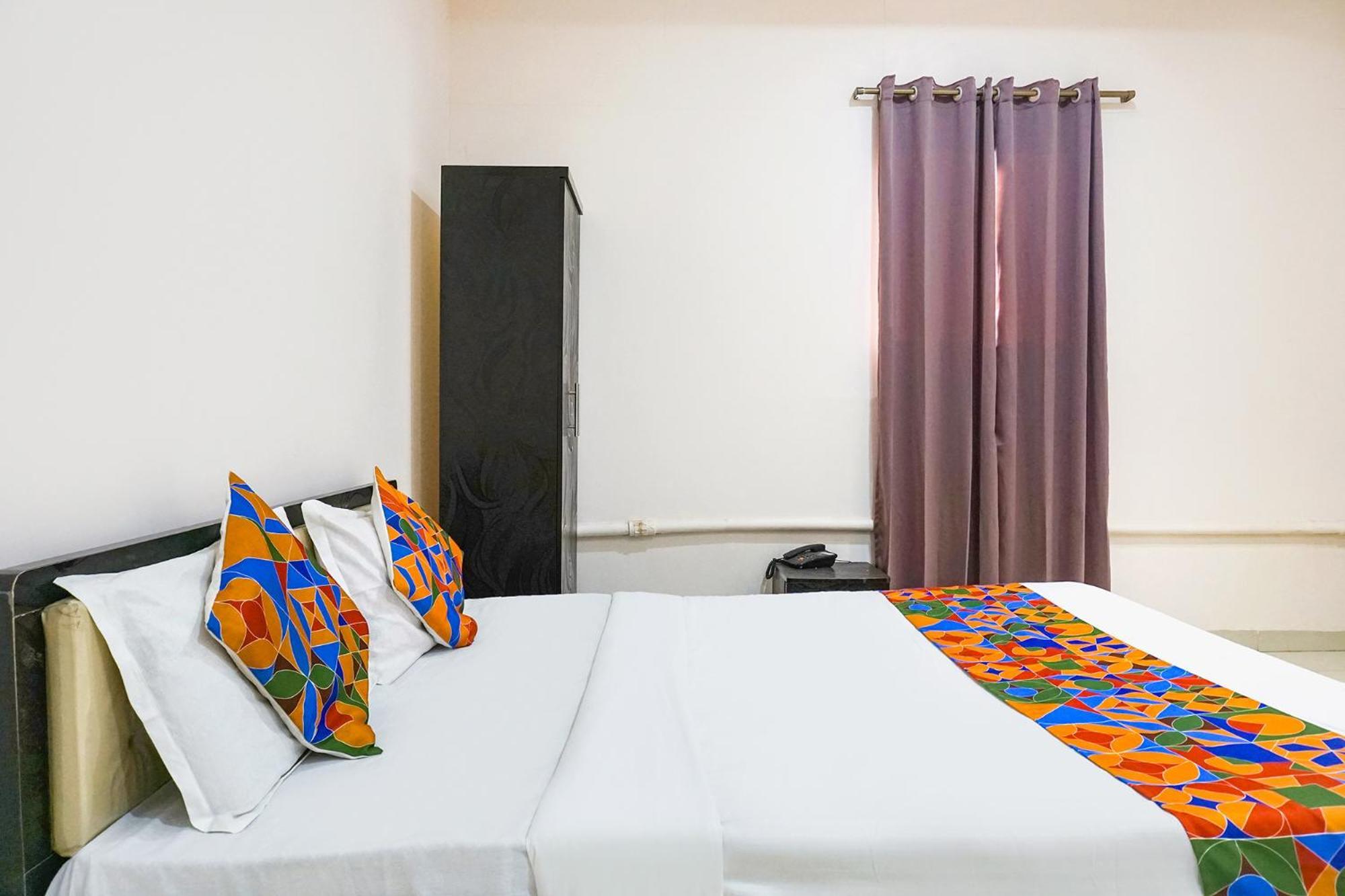 Fabhotel Rachana Residency - Nr Shivaji Nagar Metro Station Pune Extérieur photo
